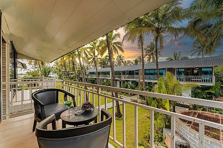 Premium Room with Garden View and with Balcony