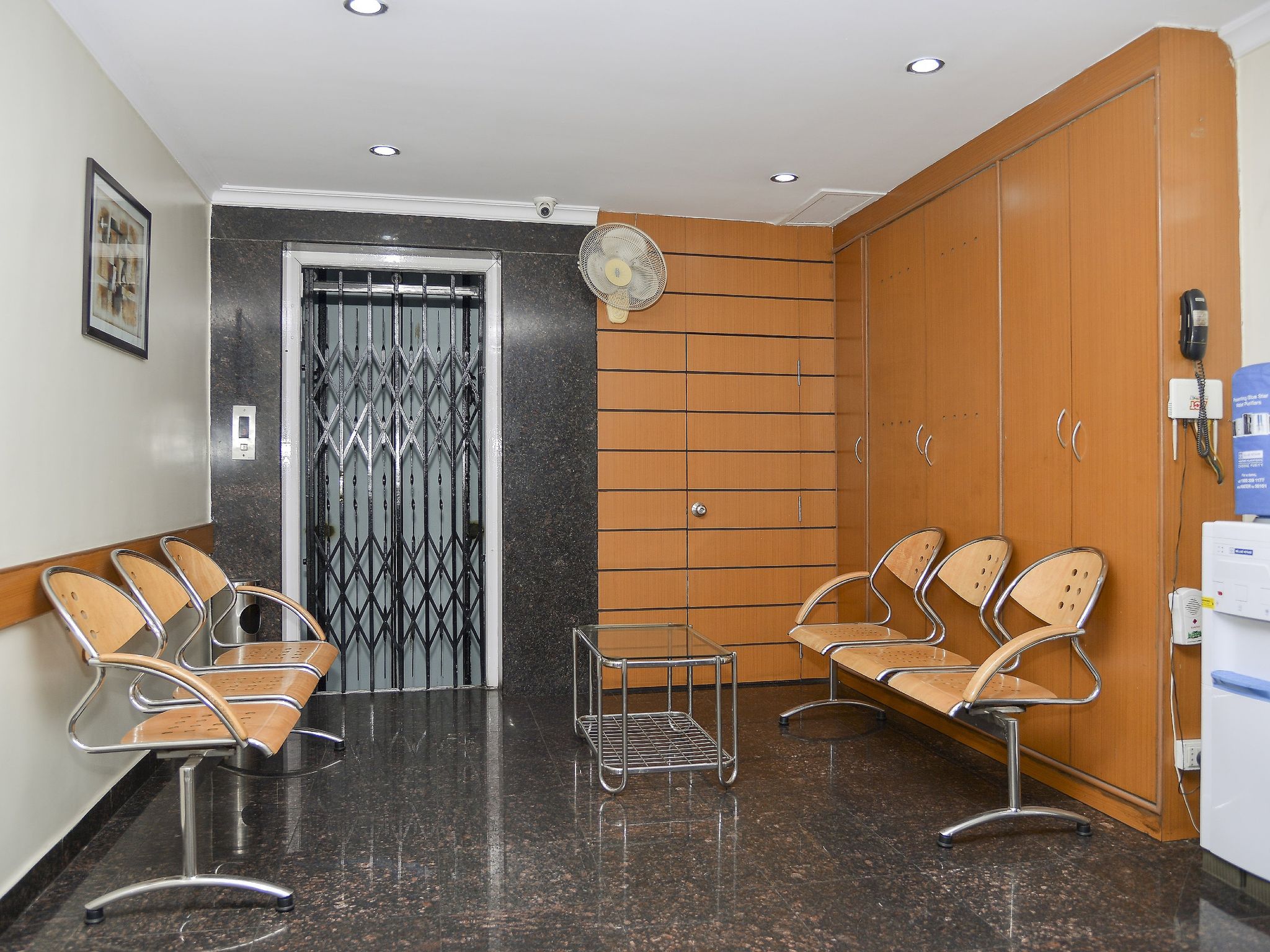 undefined Hans Residency 3