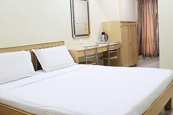 Hans Residency Standard Non AC 11