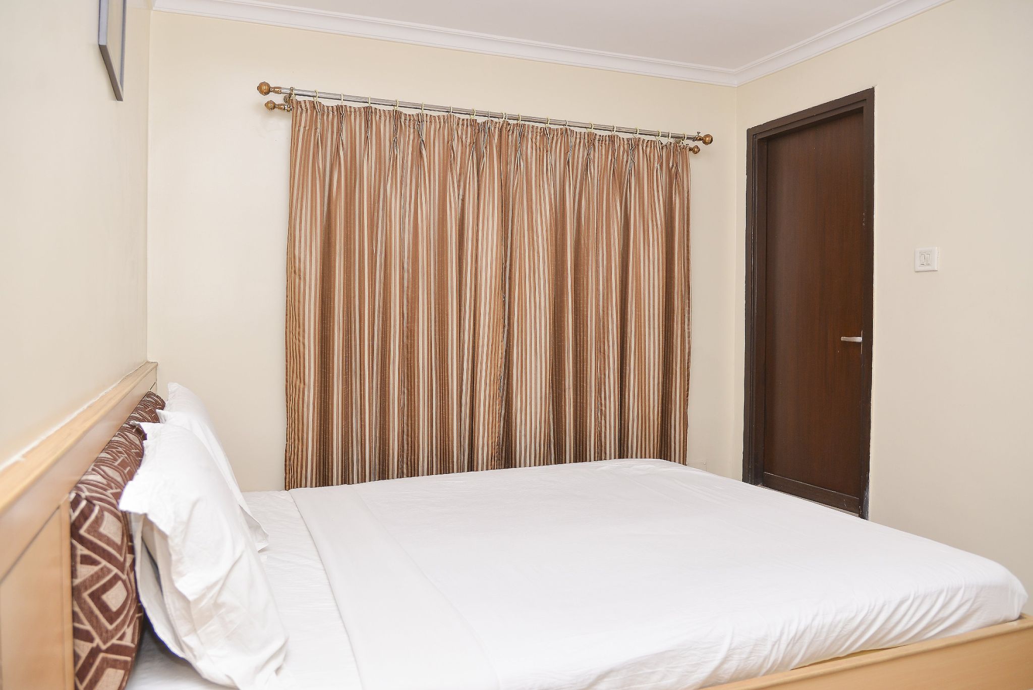 Hans Residency Standard Non AC 2