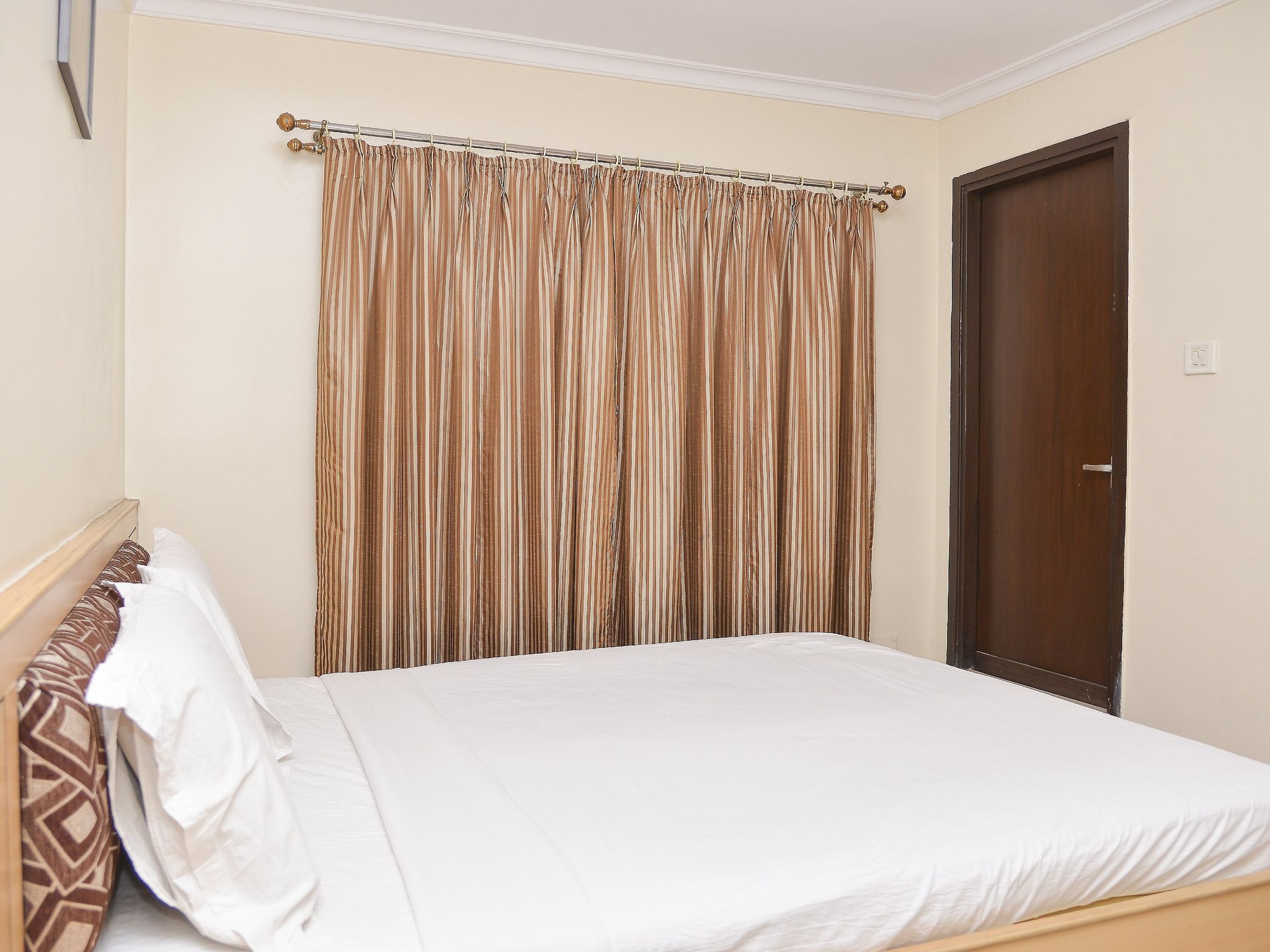 Hans Residency Standard Non AC 3