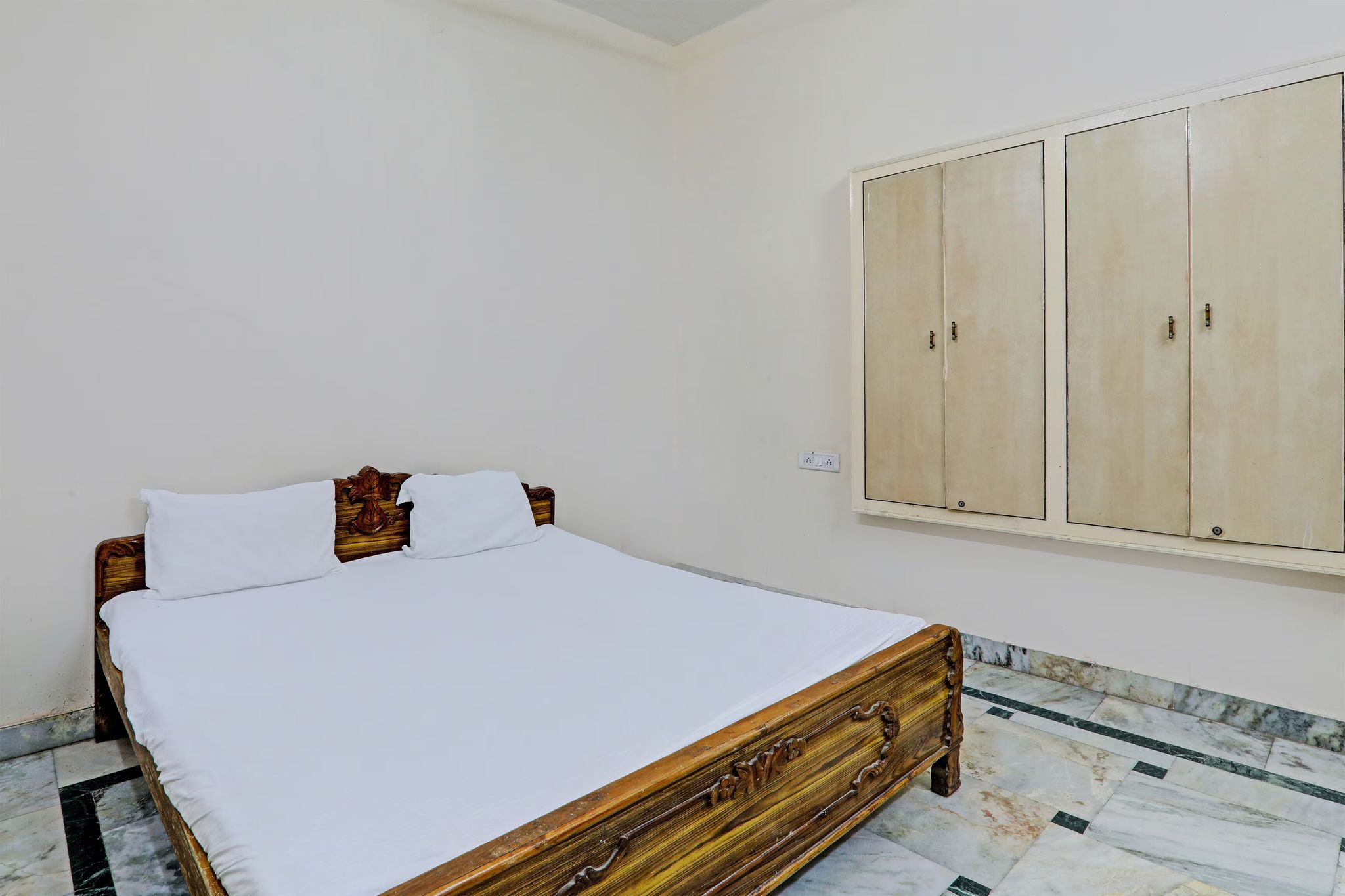 undefined Hotel O PG ON GANGES 4