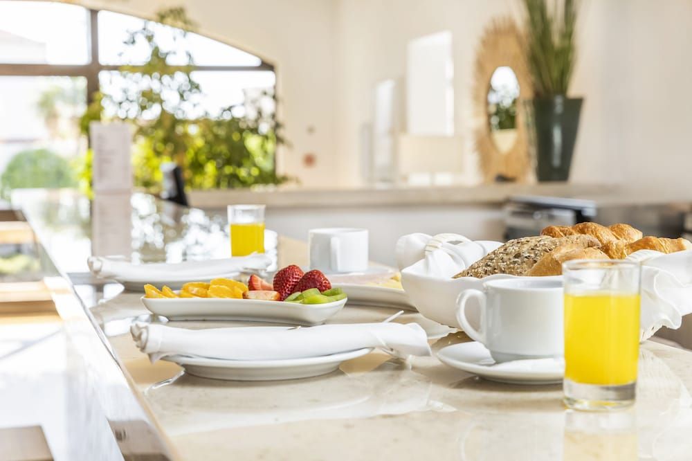 undefined Clube Maria Luisa 4