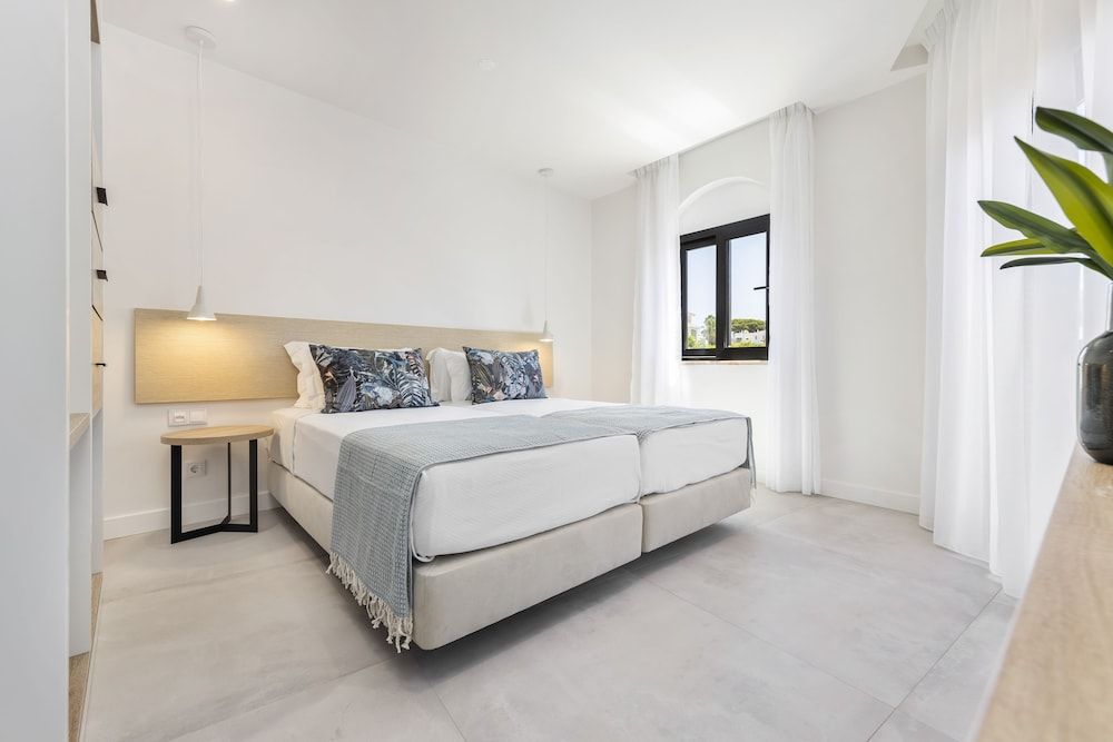 undefined Clube Maria Luisa