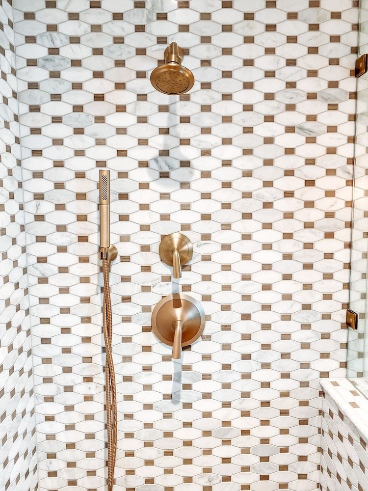 The McClelland House 1 King Bed, Ensuite, (Bond Suite) 10