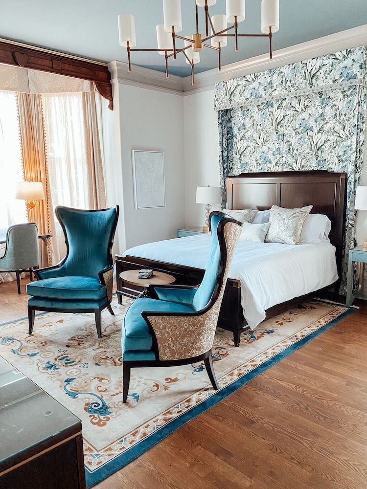 The McClelland House 1 King Bed, Ensuite, (Master Suite) 3