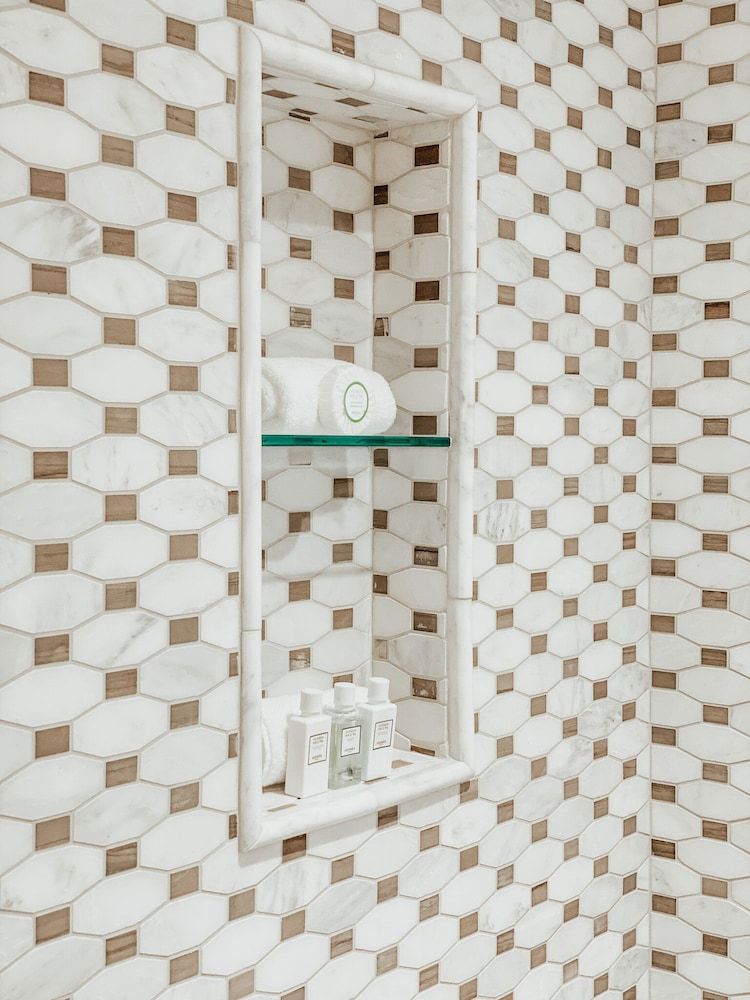 The McClelland House 1 King Bed, Ensuite, (Bond Suite) 16