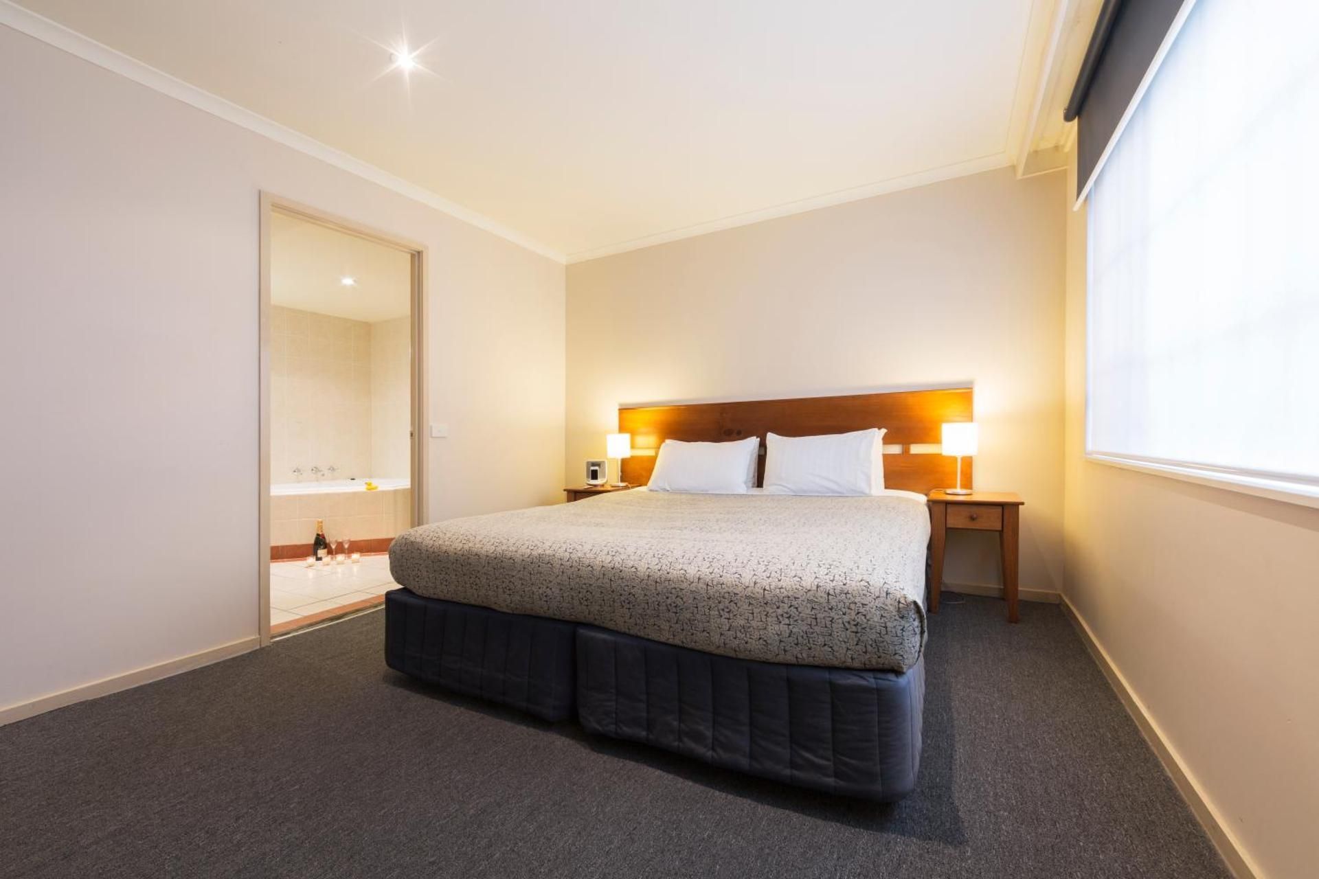 Canberra Parklands Central Apartment Hotel 3 Bedroom Apartment