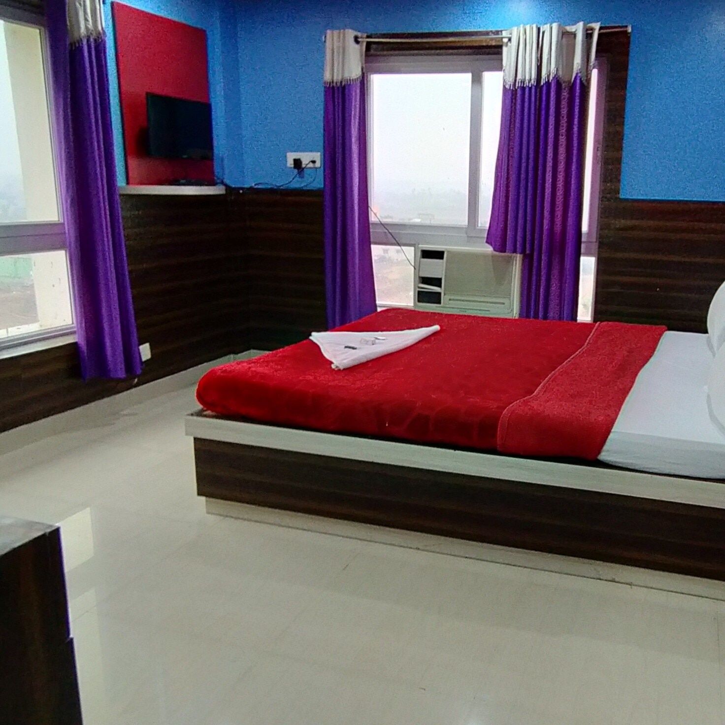 STUDIO AC SUTE ROOM WITH BALCONY