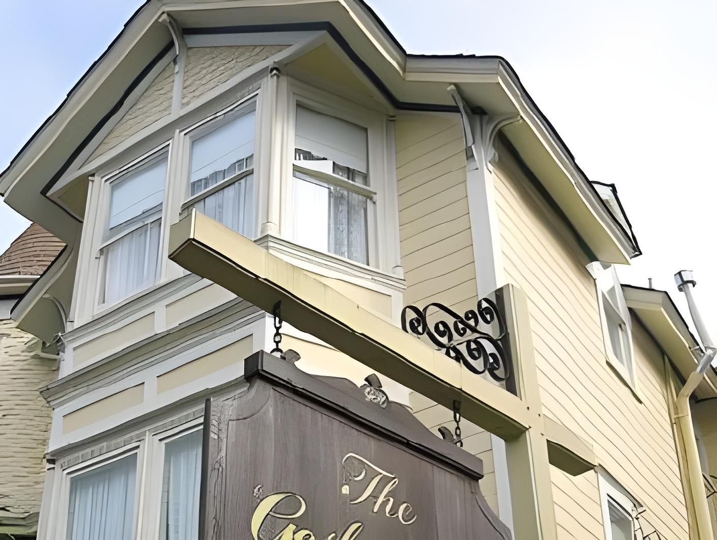 undefined Gosby House Inn, A Four Sisters Inn 5