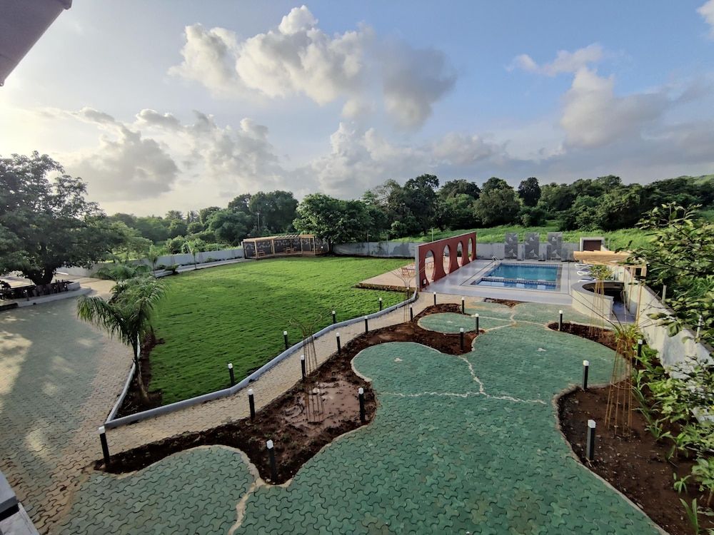 undefined Pushp Vatika Resort & Lawns 3