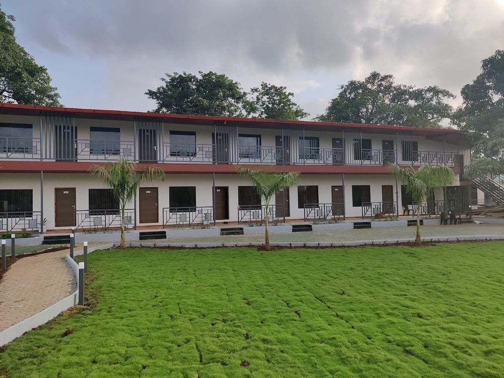 undefined Pushp Vatika Resort & Lawns 2