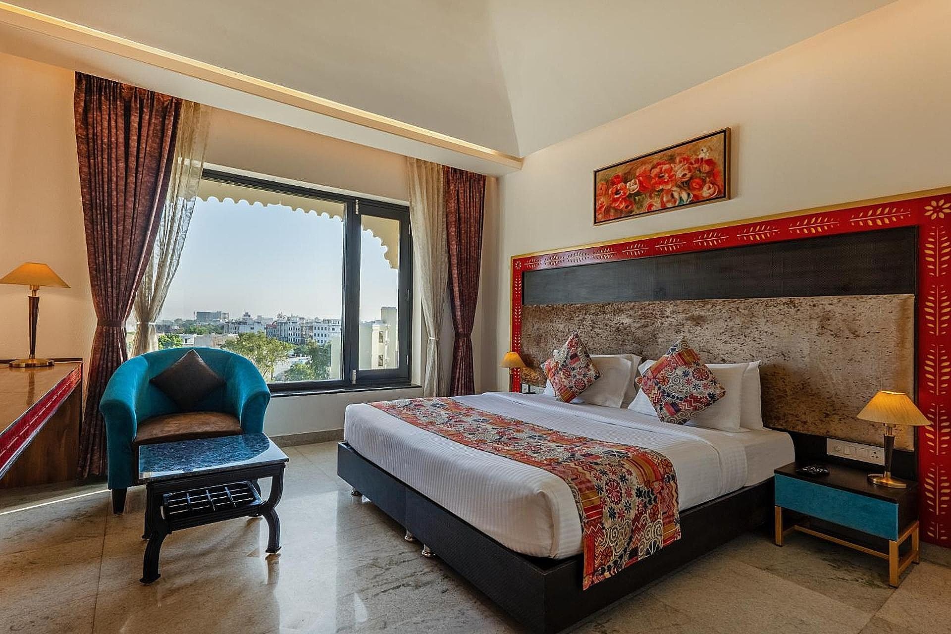 Super Premier Room