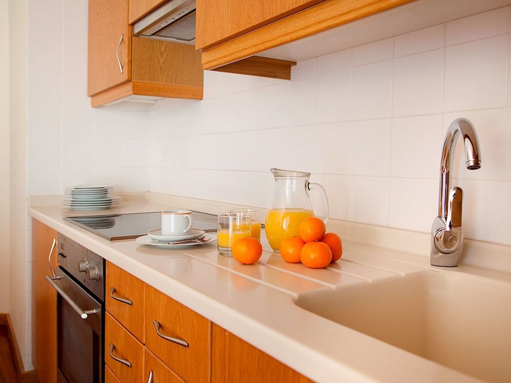 MS Aparthotel Apartment, 1 Bedroom, Balcony, Pool View (or River View) 8