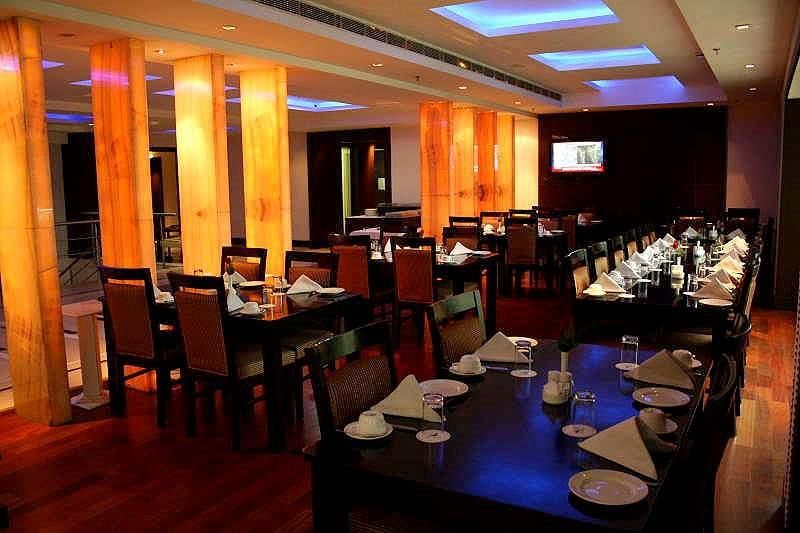 Food & Dining