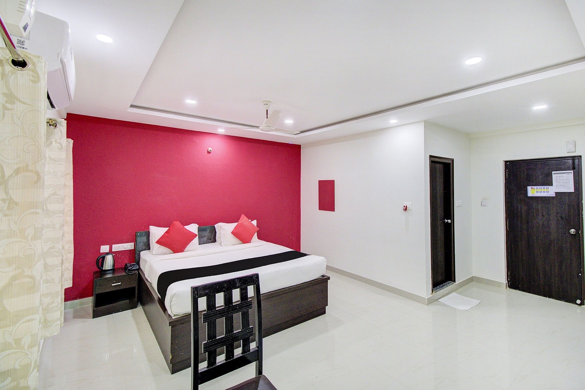 Hotel O by OYO 75327 Atithi Residency Classic Room 16
