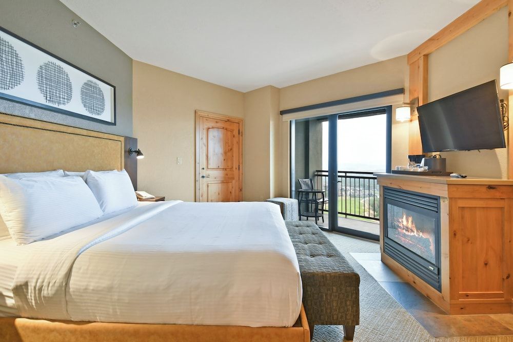 Room, 1 King Bed (Hotel)