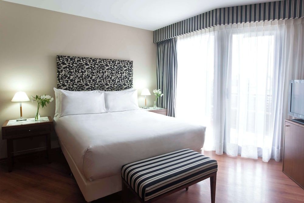 NH Cordoba Panorama Standard Room, View 3