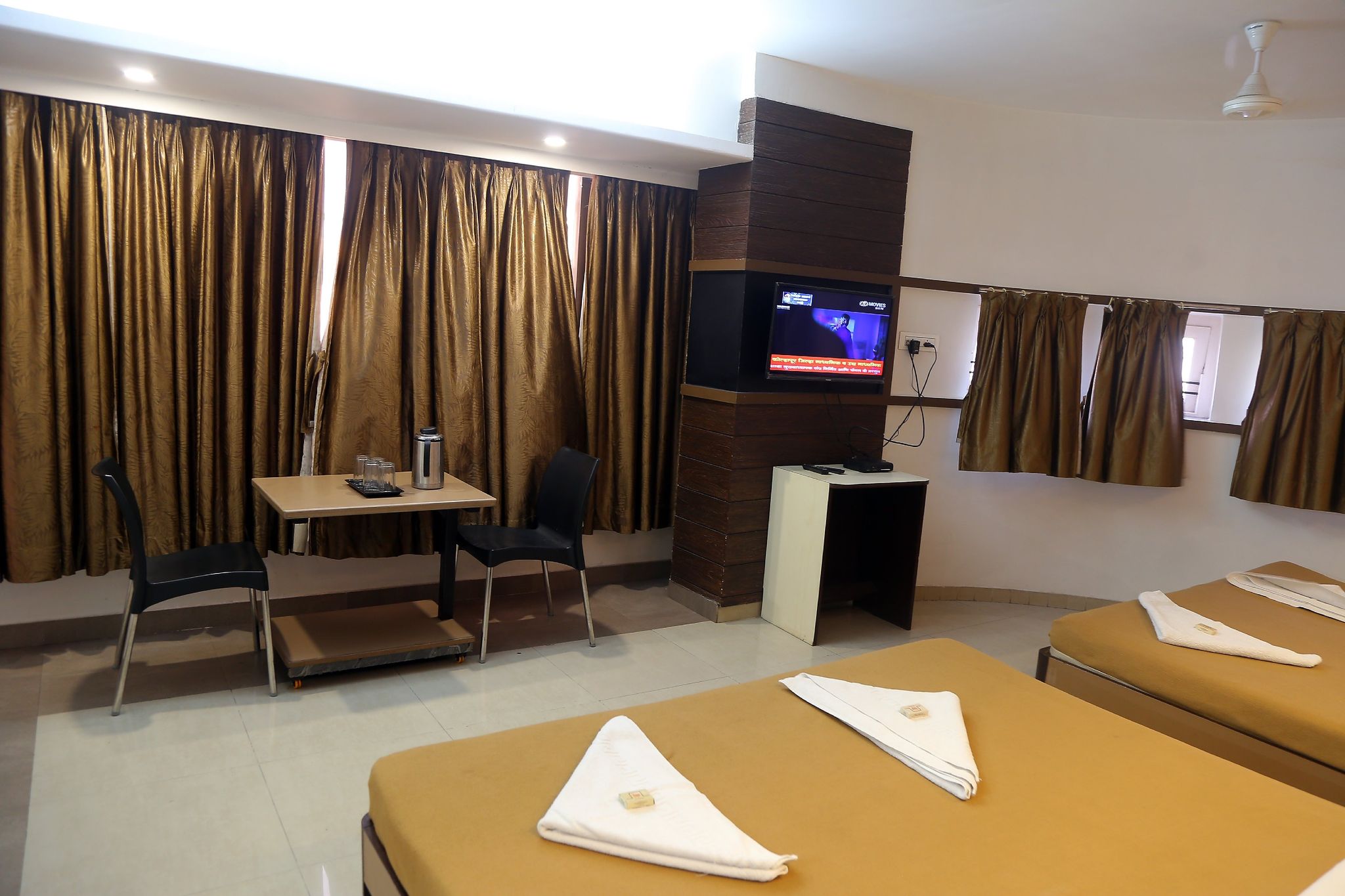 Hotel Gokul Deluxe AC Room 7