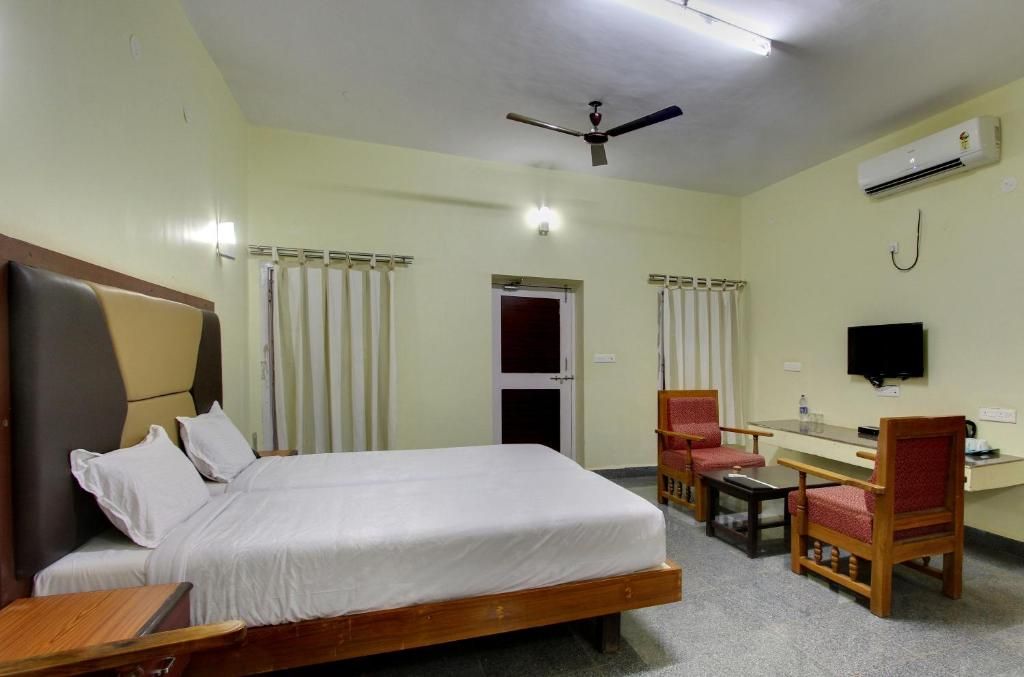 Kanthi Resorts Mini Suite with Balcony 2