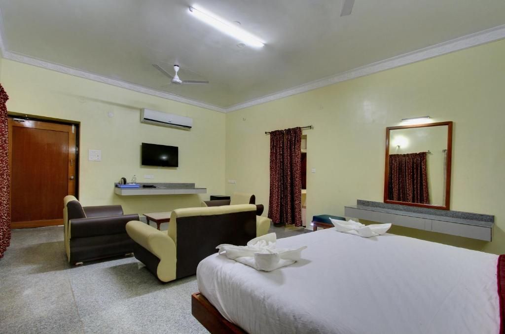 Kanthi Resorts Mini Suite with Balcony