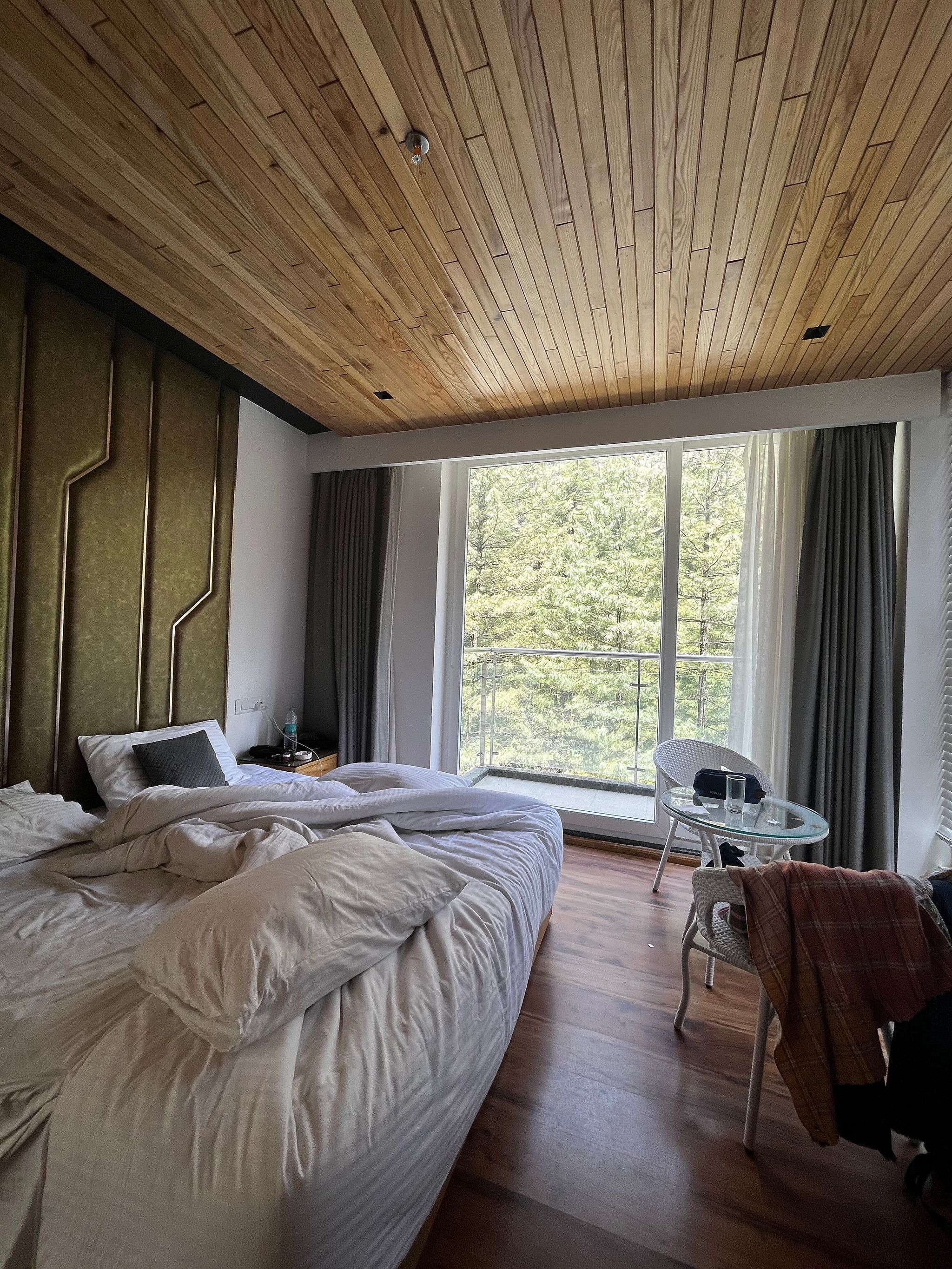 Moksha Riverside Resort & Spa Kasol Royal Room River Facing Balcony 3