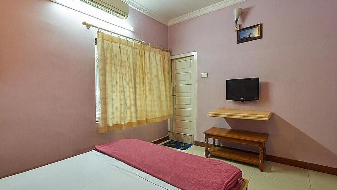 Club View Hotel Deluxe AC Room 3