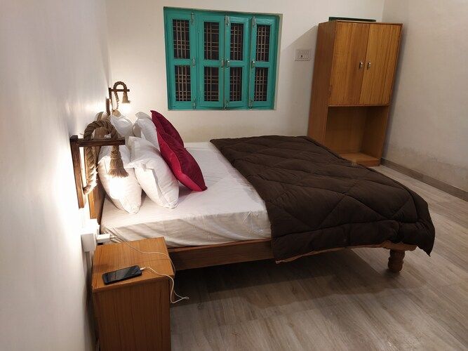 Moustache Khajuraho Deluxe Private Room without AC and Attached Bathroom 2