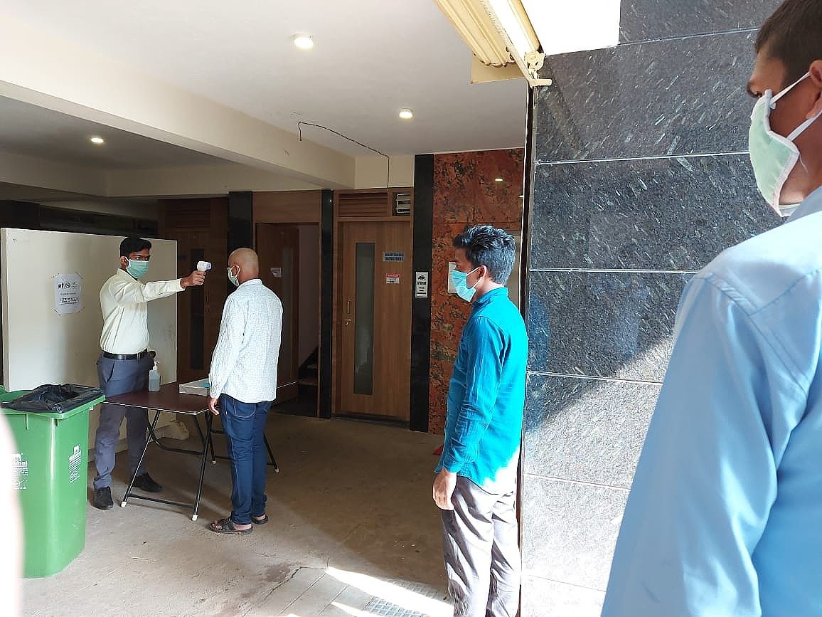 undefined V one Hotel - Ambara Elite 8
