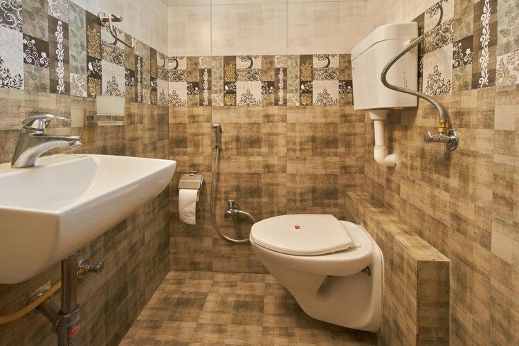 Hotel Suraj Standard Non AC Room 4