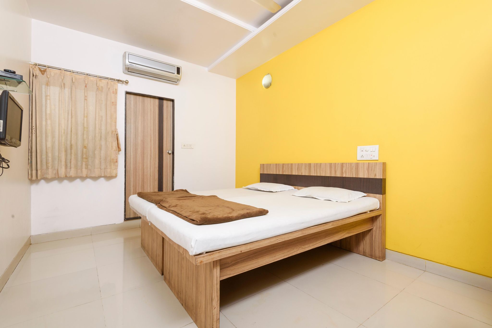 undefined Hotel Pariwar 4