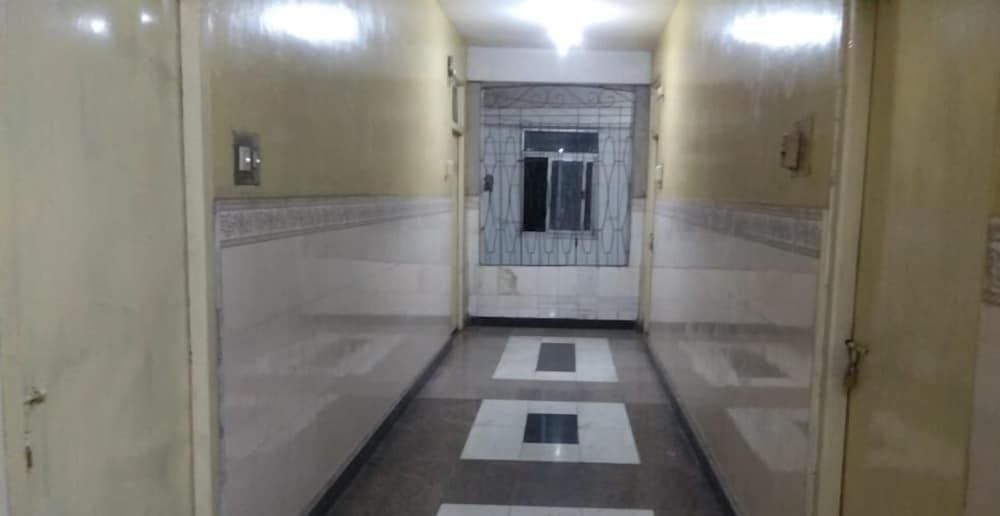 undefined iROOMZ Subhadra Comforts