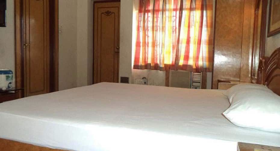 undefined Hotel Mansarovar 6