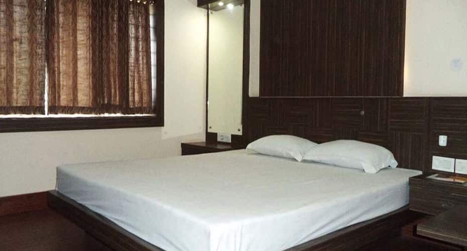undefined Hotel Mansarovar 9