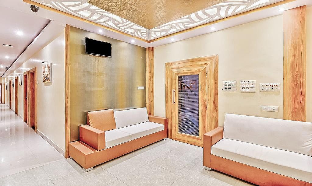 undefined Hotel Sun City - Near Saifee Hospital And H N Reliance Hospital 3