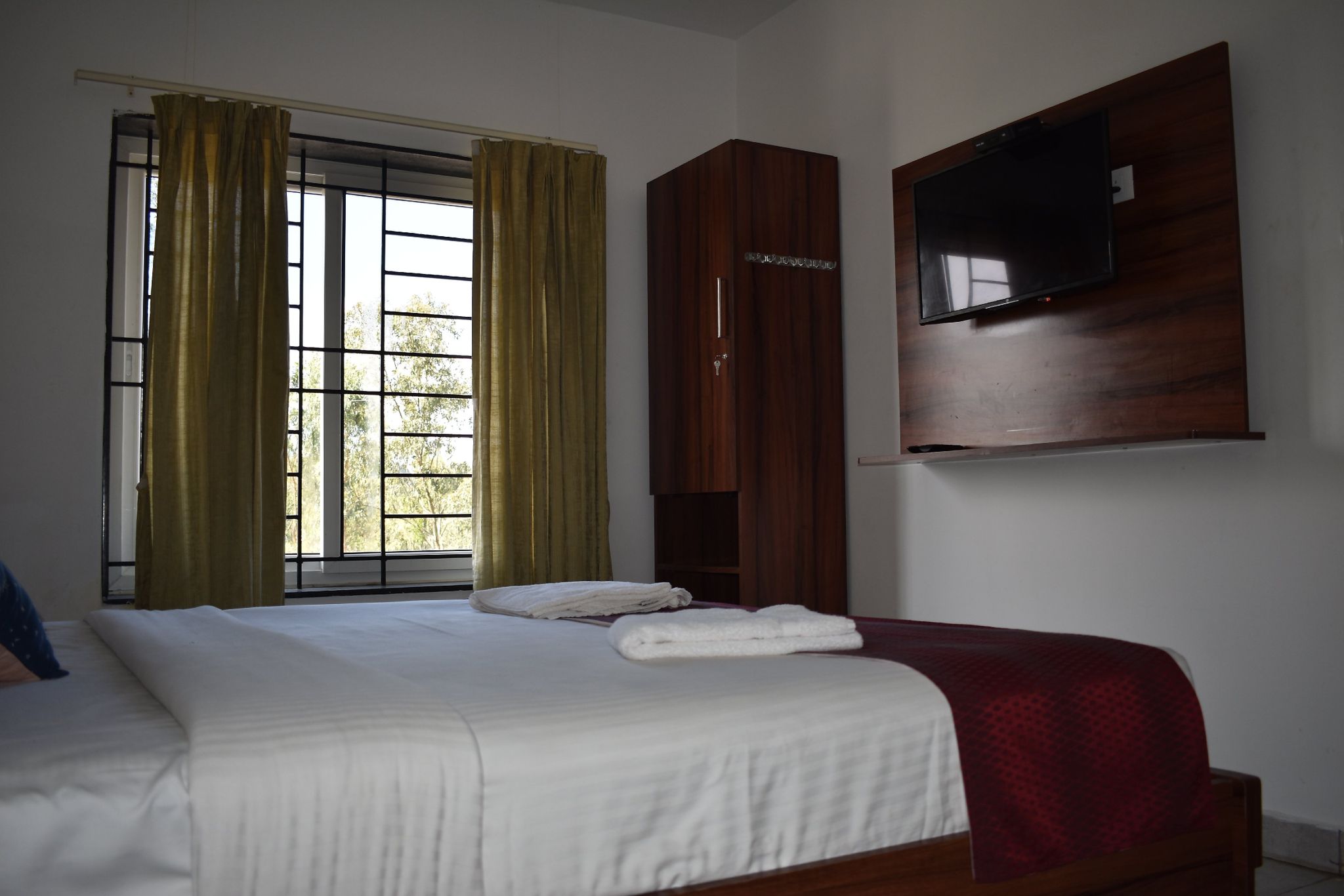 Pagoda Resort Deluxe Room 15