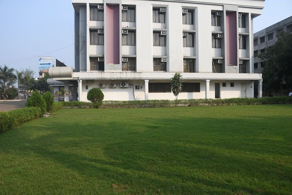 undefined Hotel Utkarsh 8