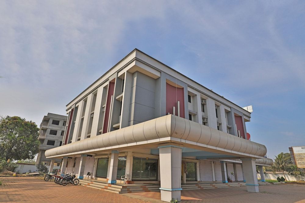 undefined Hotel Utkarsh 6