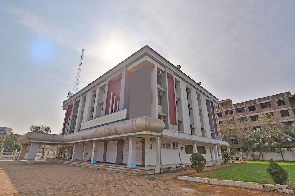 undefined Hotel Utkarsh 9