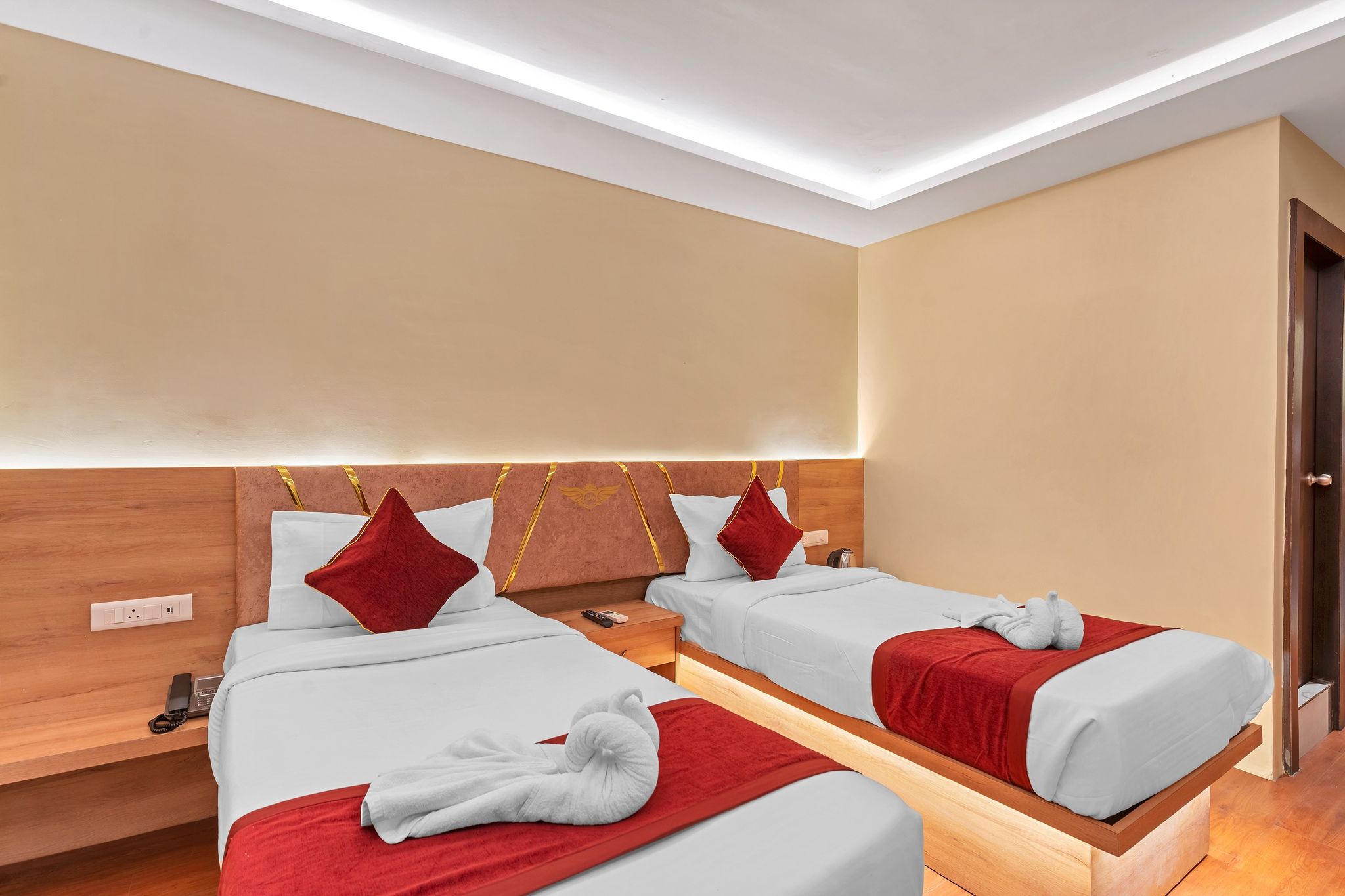 SM Deccan Park Superior twin room 4