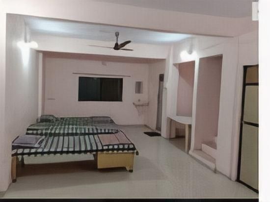 Standard Room.