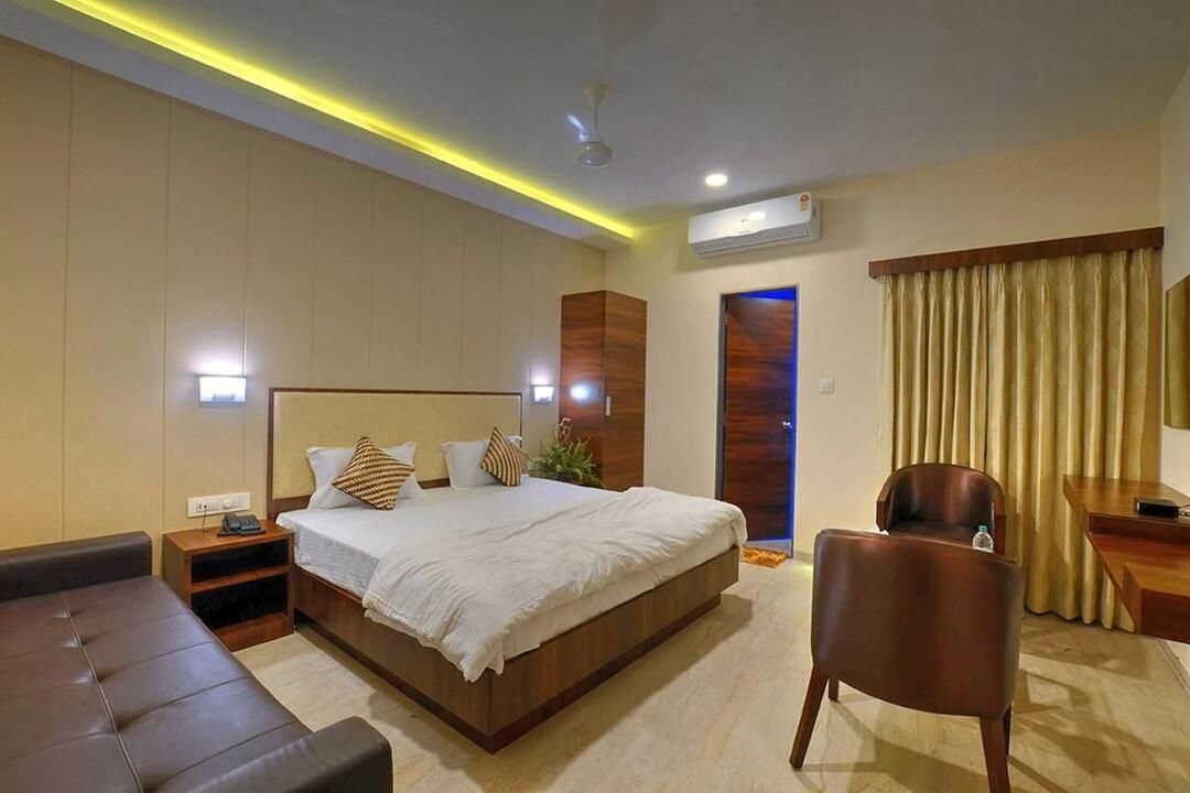 Hare Krishna Hotel Super Deluxe Room 6