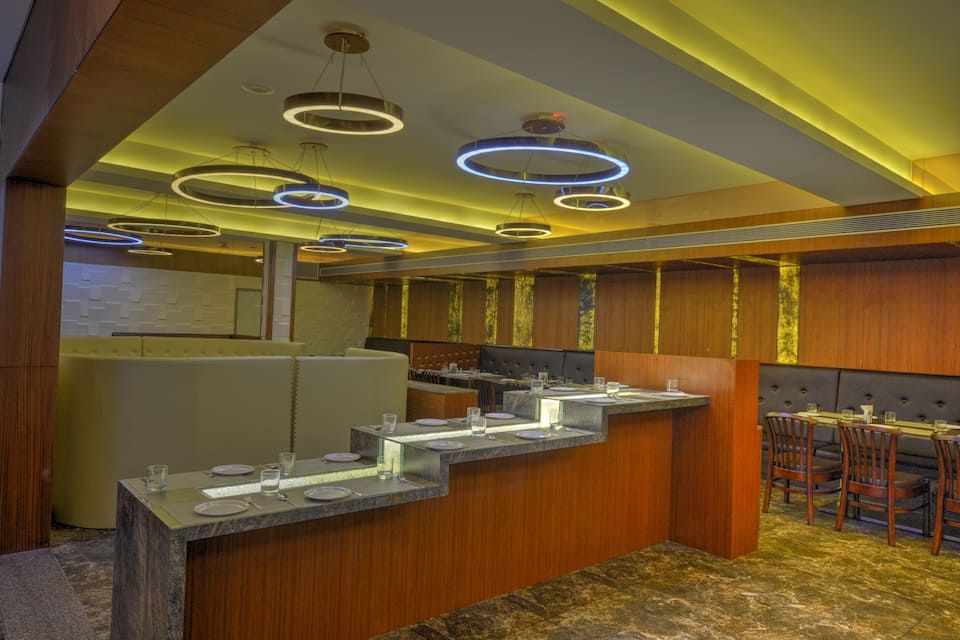 Food & Dining