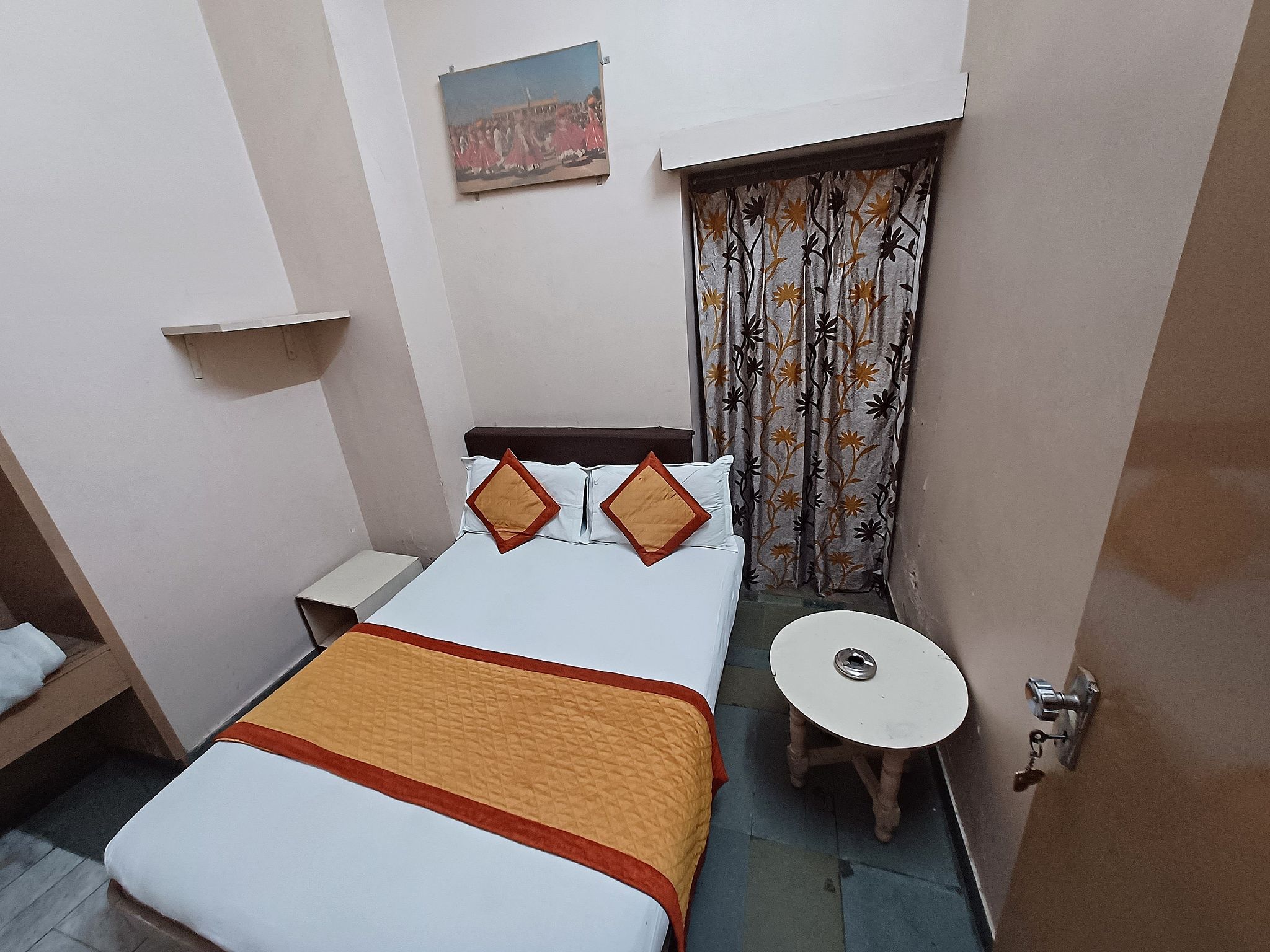 undefined Kailash Hotel 5