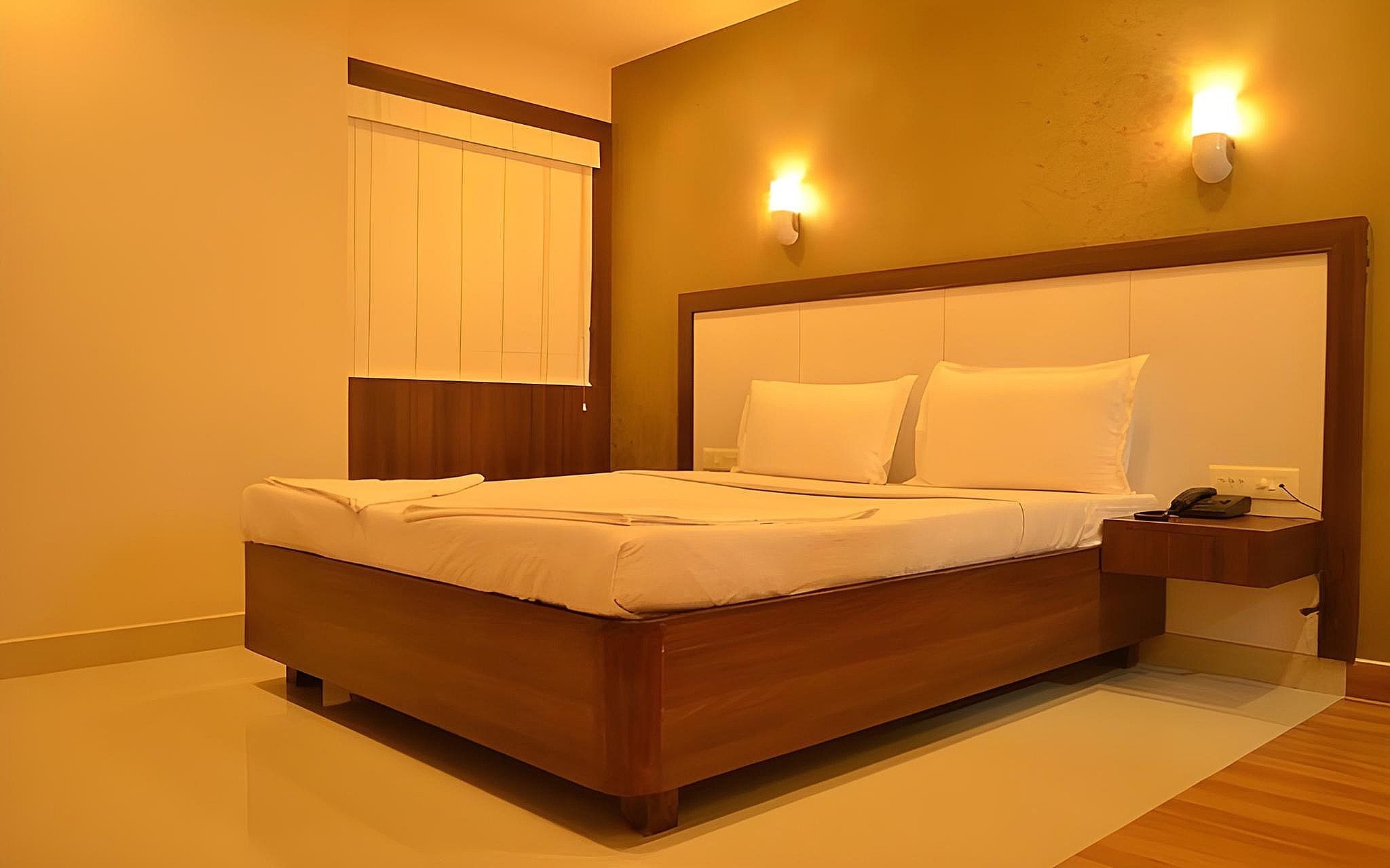 undefined Emerald Manor 2
