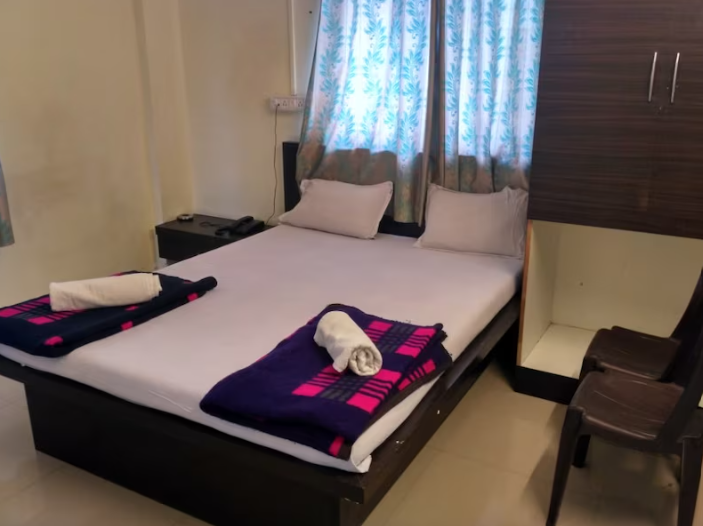 HOTEL MORYA GARDEN Standard Room Non Ac 3