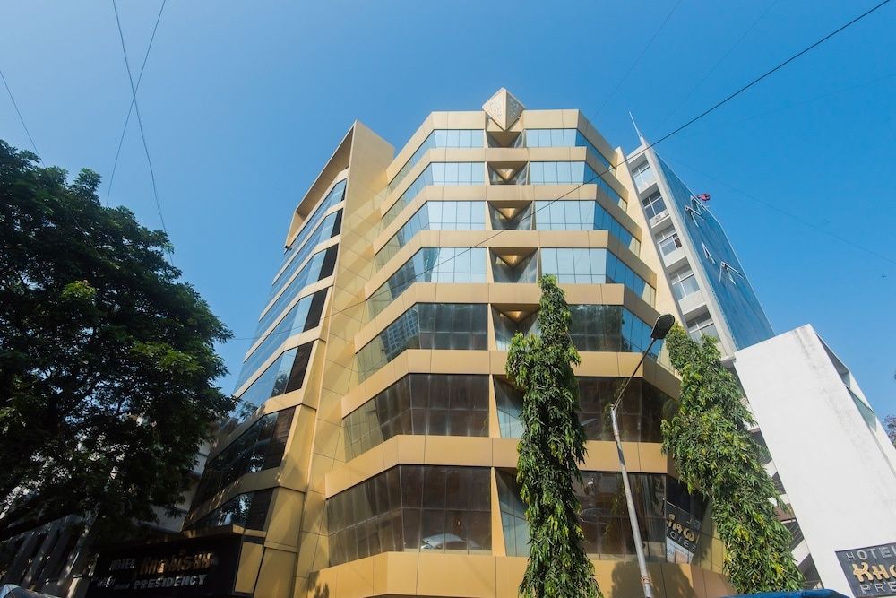 undefined OYO 22061 Hotel Khwaishh Presidency 9