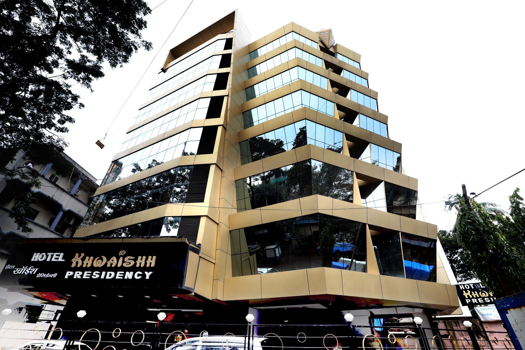 undefined OYO 22061 Hotel Khwaishh Presidency 8