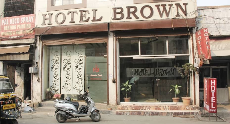 undefined Hotel Brown 8
