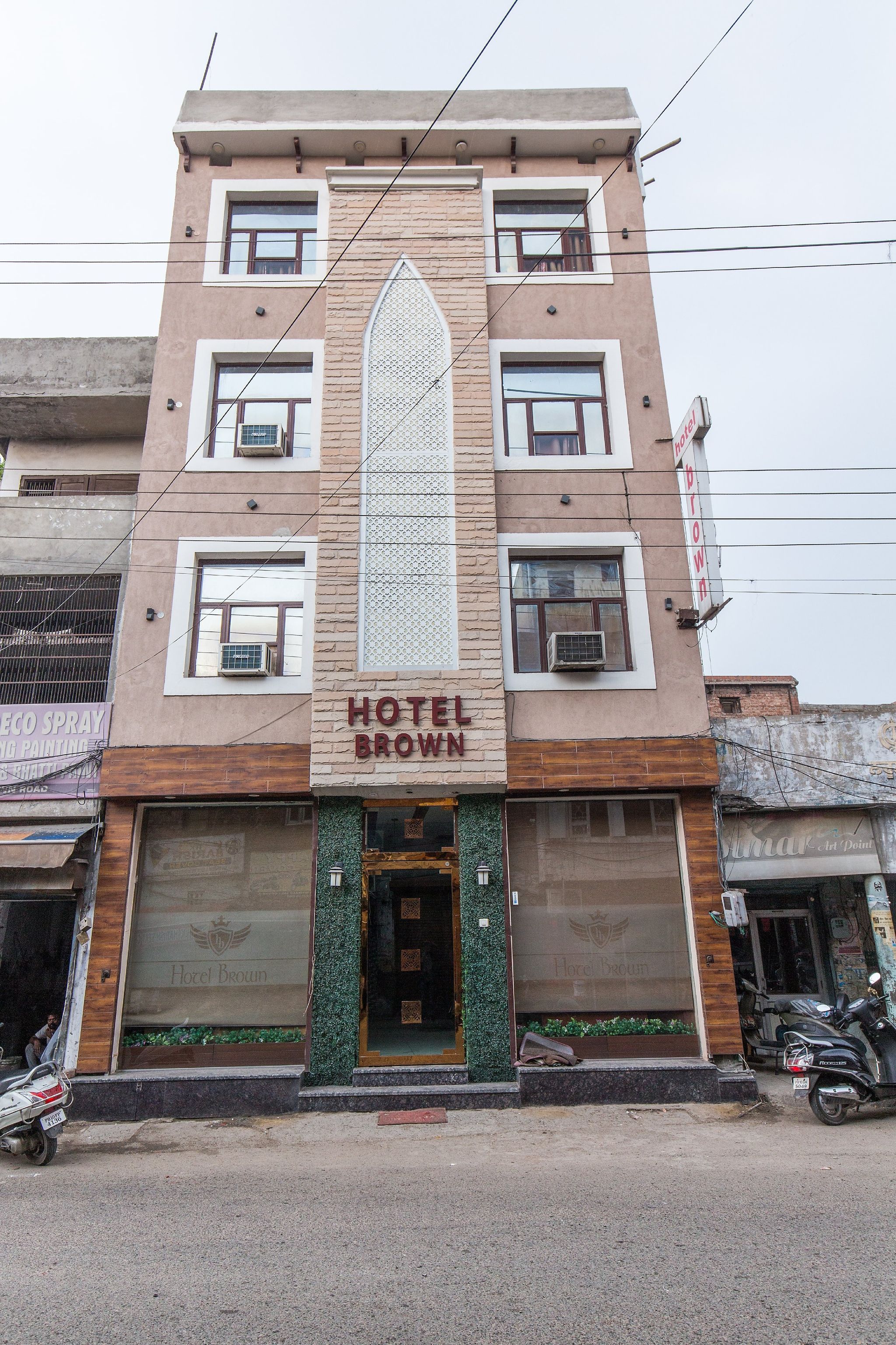 undefined Hotel Brown